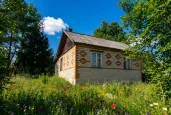 Нежилое здание, 1-этажное, площадь 41,5 кв.м, земельный участок, площадь 633 кв.м:  Ярославская область, МО Переславль-Залесский, село Новоселье, ул. Центральная, д. 1